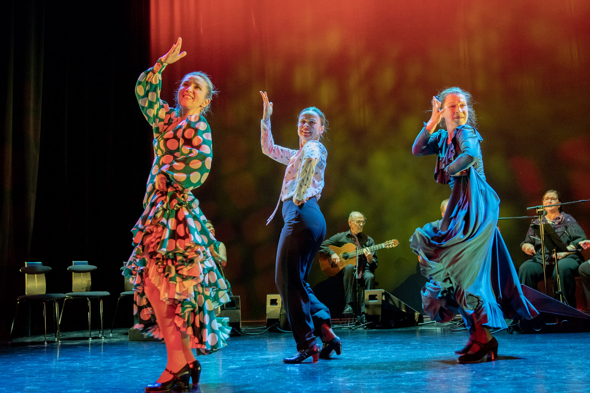 Alegrias Perintö elää